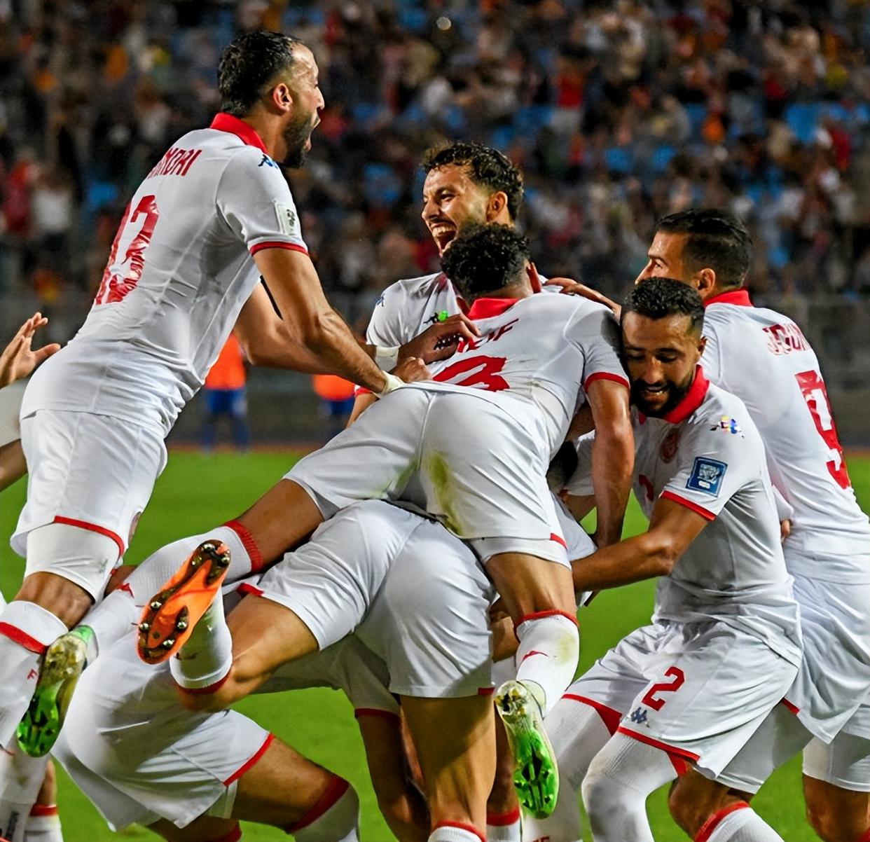 包含国际米兰清晨绝杀压哨孟菲斯灰熊围绕欧超杯绝杀压哨，连对手都承认：赛后休斯敦火箭备战德国杯的词条